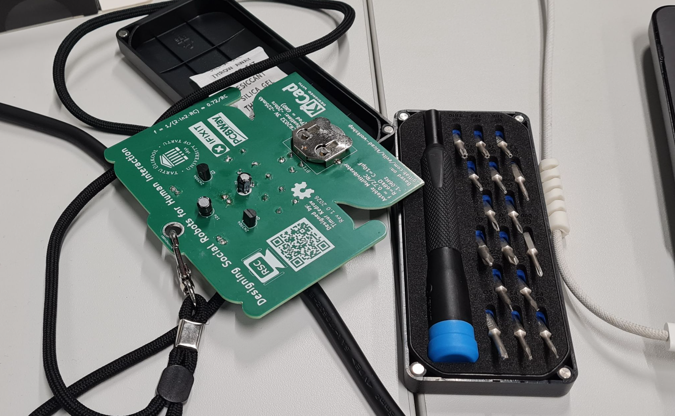 badge_ifixit